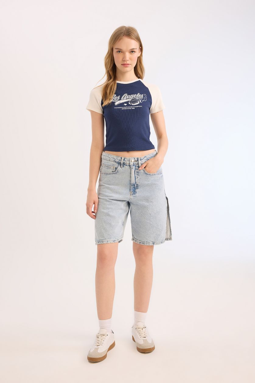 Kadın Lacivert Fitted Bisiklet Yaka Baskılı Fitilli Kaşkorse Kısa Kollu Tişört