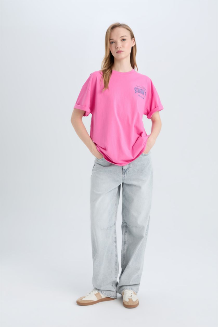 Woman Pink Oversize Fit Crew Neck Printed T-Shirt
