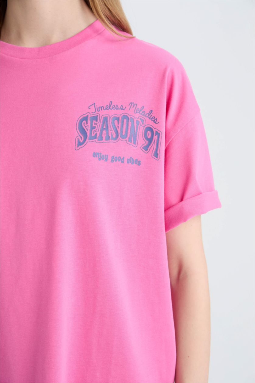 Woman Pink Oversize Fit Crew Neck Printed T-Shirt