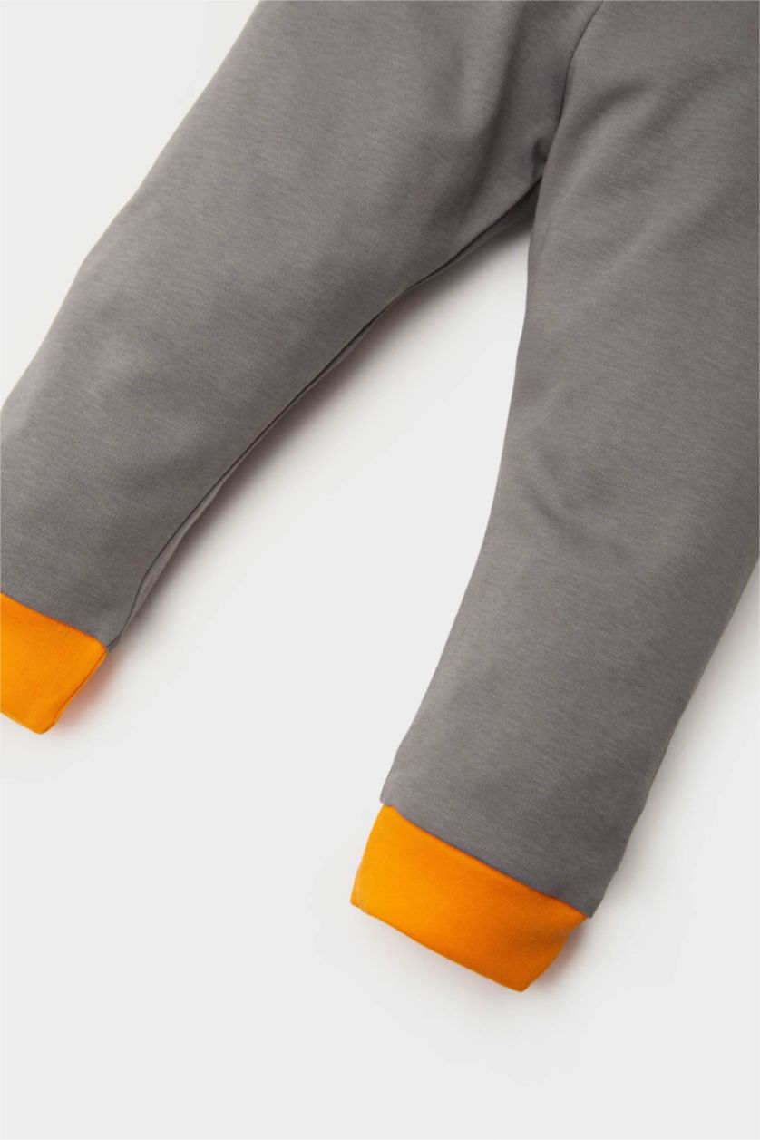 طفل صغير رمادي سيت بجامة ولادي بطبعة سيارة - قطعتين