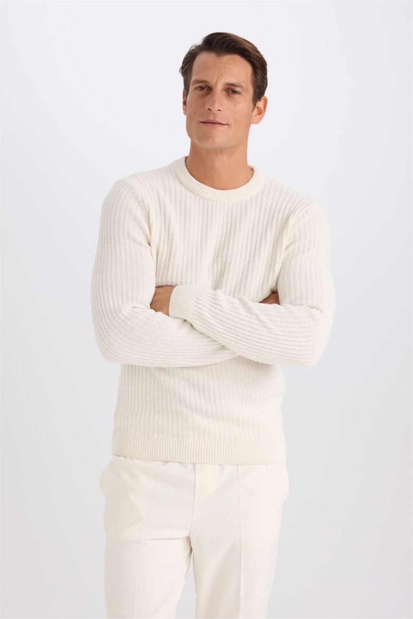 Men Ecru Standard Fit Knitwear Pullover