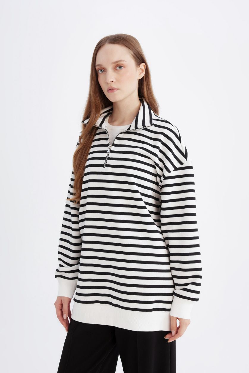 Kadın Siyah Relax Fit Dik Yaka Fermuarlı Çizgili İçi Yumuşak Tüylü Kalın Sweatshirt Tunik