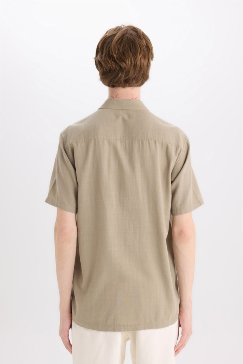 Мужчины Светлый хаки 100% хлопковая рубашка с короткими рукавами, slim fit, базовая модель