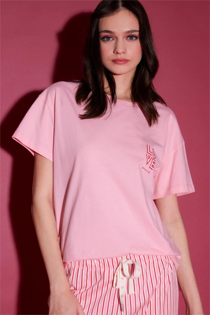 Woman Pink Top Bottom 2 Piece Pajama Set