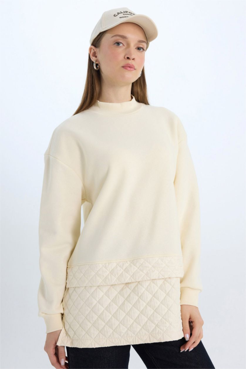 Kadın Ekru Relax Fit Bisiklet Yaka Kapitone İçi Yumuşak Tüylü Kalın Sweatshirt Tunik