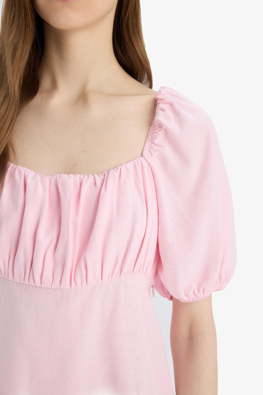 Kadın Açık Pembe Kare Yaka Keten Karışımlı Kısa Kollu Midi Yazlık Elbise