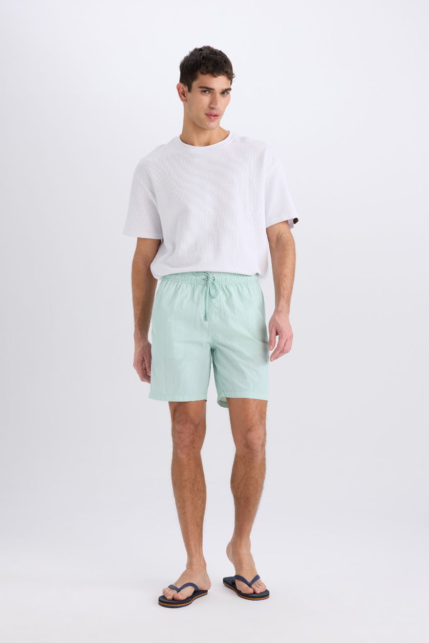Erkek Mint Regular Fıt File Astarlı Diz Üstü Deniz Şortu