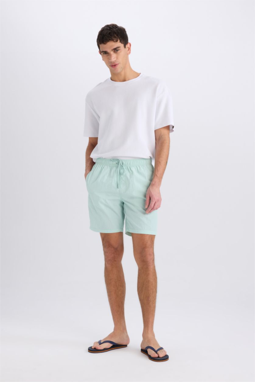 Erkek Mint Regular Fıt File Astarlı Diz Üstü Deniz Şortu