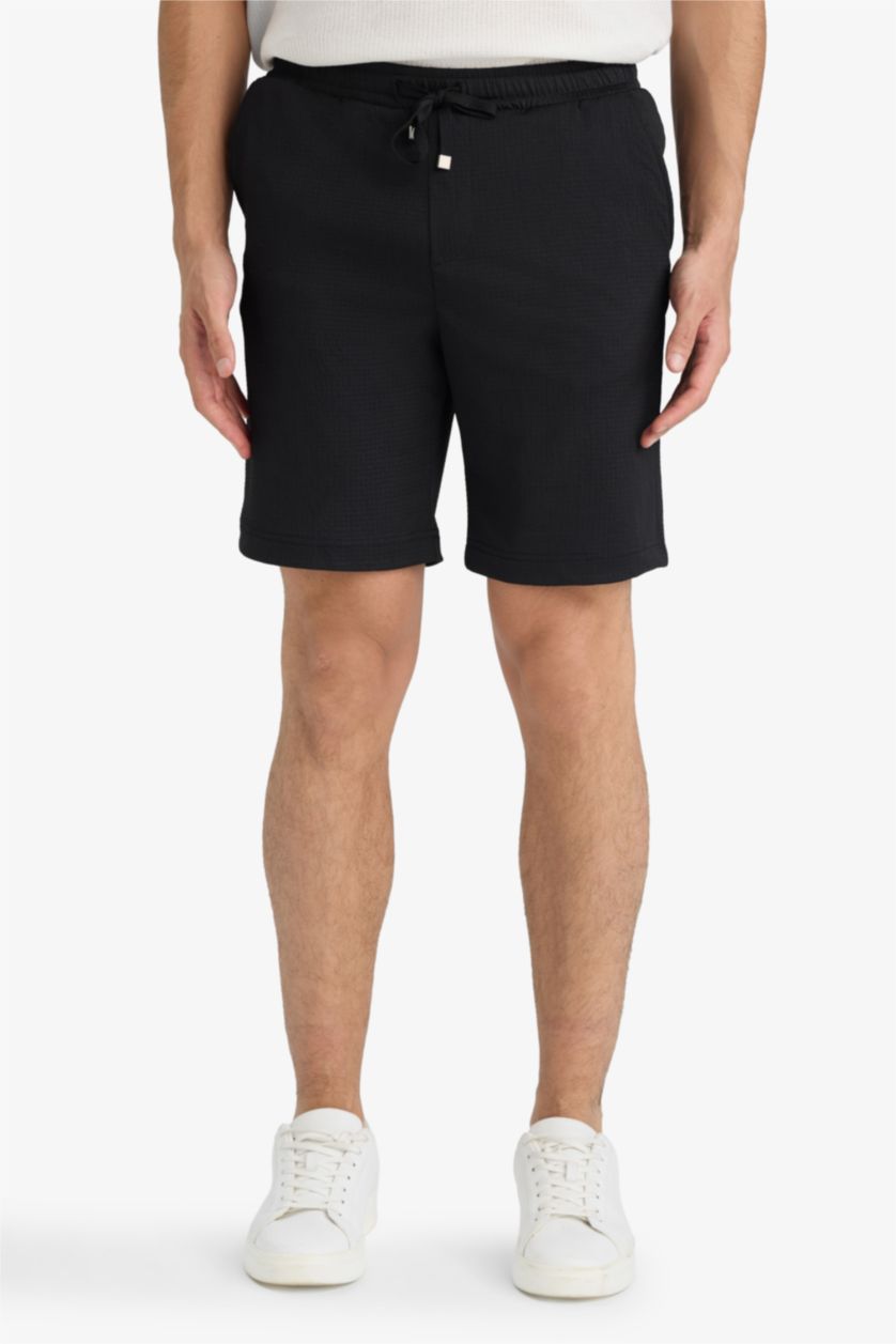 Erkek Siyah Regular Fit Her Yöne Esneyen Krinkıl Bermuda Şort