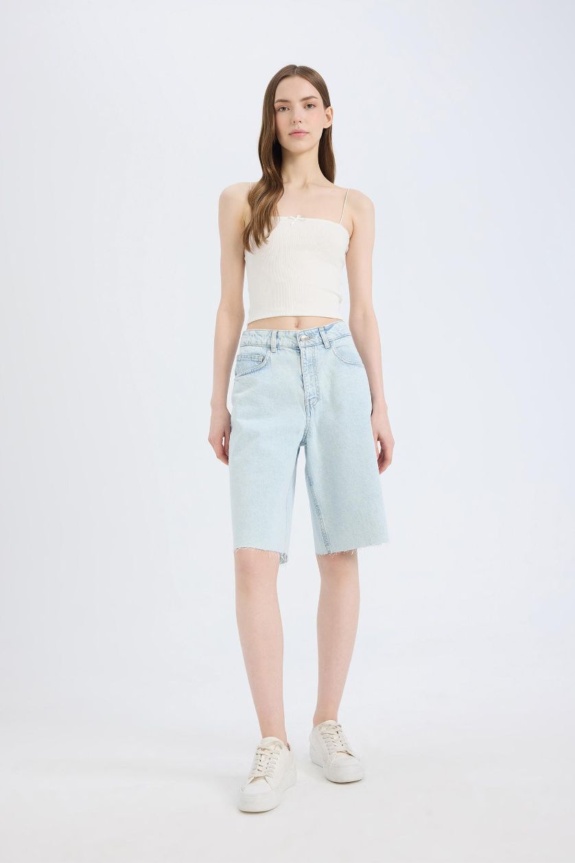 Woman Light Blue Normal Waist Denim Bermuda Shorts