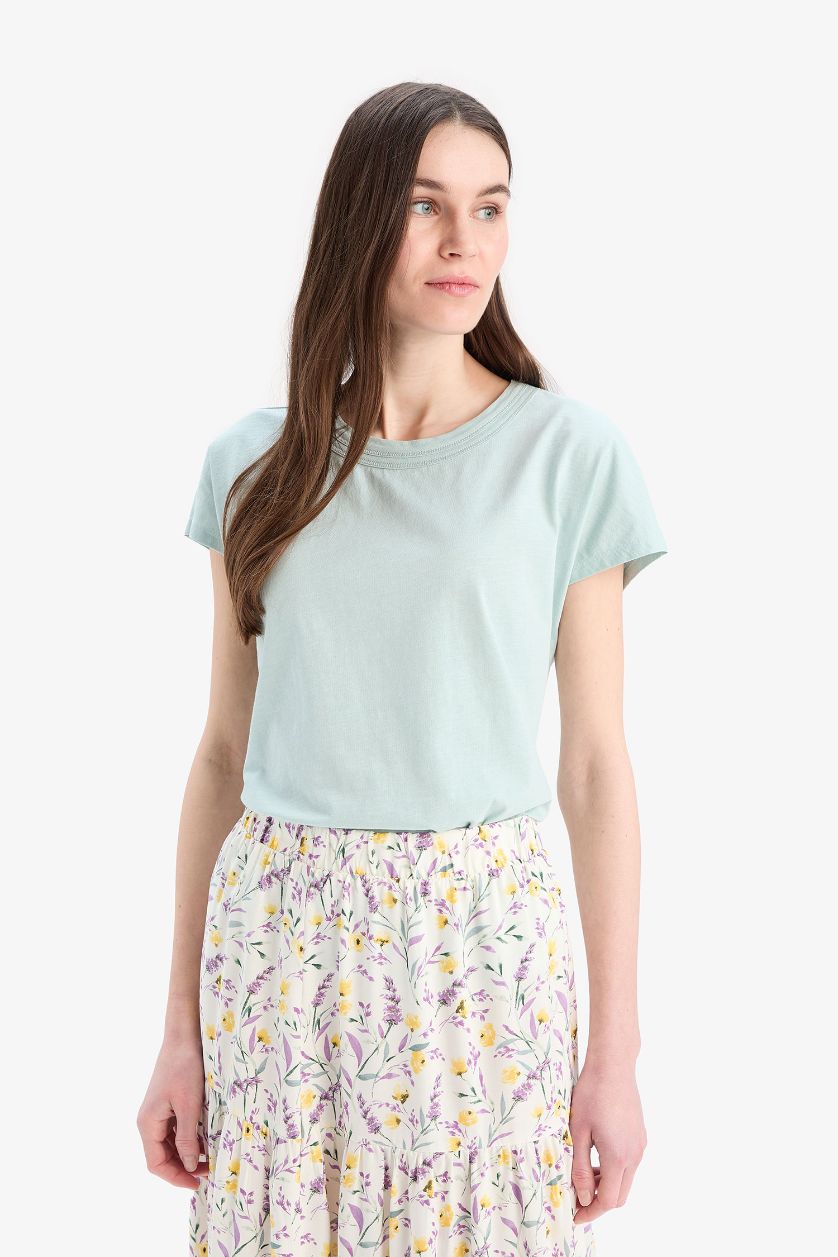 نساء أكوا Traditional Crew Neck Flamy Cotton T-Shirt