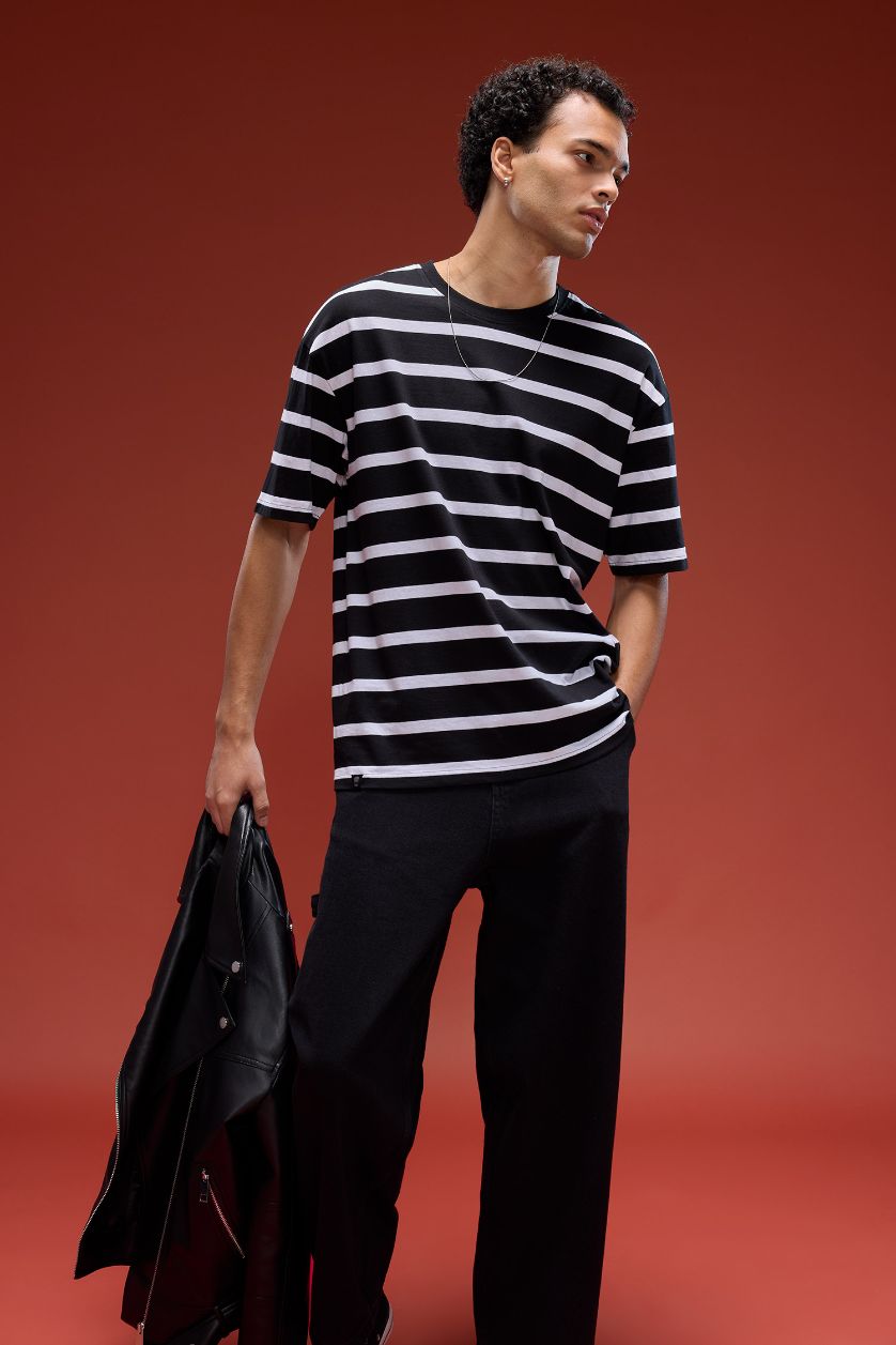 Erkek Siyah %100 Pamuk Boxy Fit Çizgili Tişört