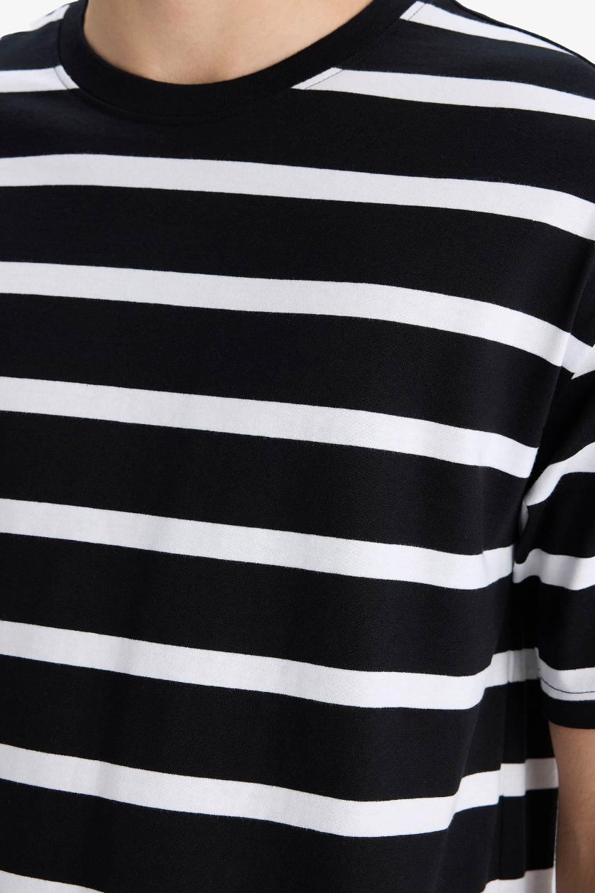 Erkek Siyah %100 Pamuk Boxy Fit Çizgili Tişört