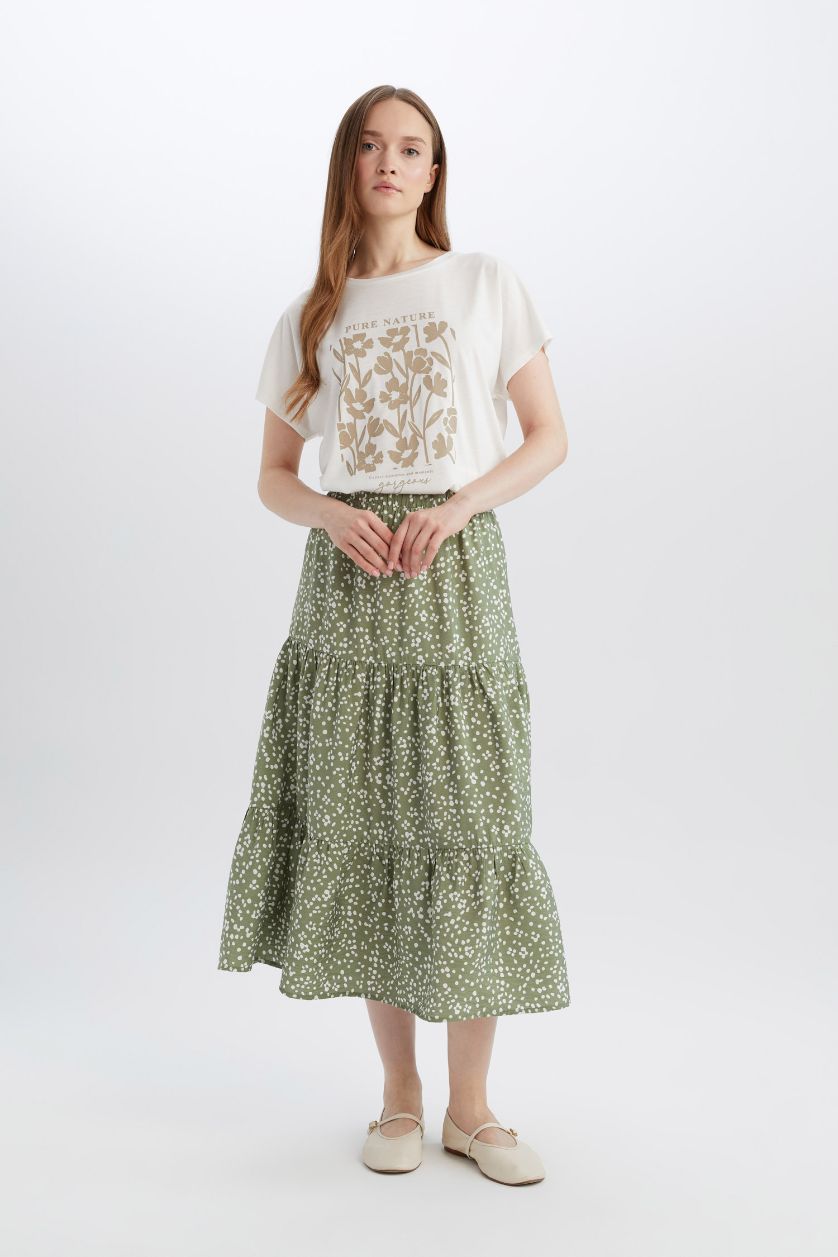 نساء بيج فاتح تيشيرت نص كم قصة عادية برقبة مستديرة