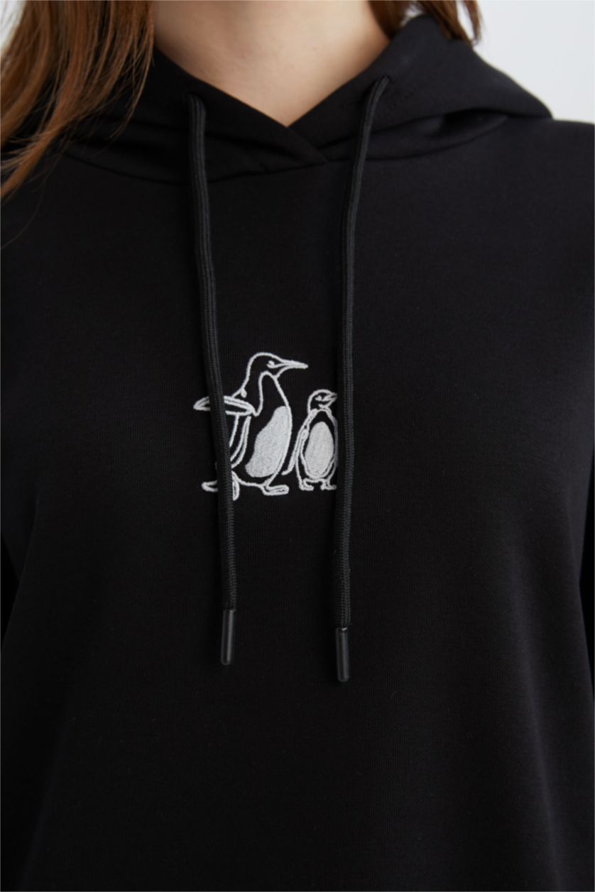 Kadın Siyah Relax Fit Kapüşonlu İçi Yumuşak Tüylü Nakışlı Kalın Sweatshirt Tunik