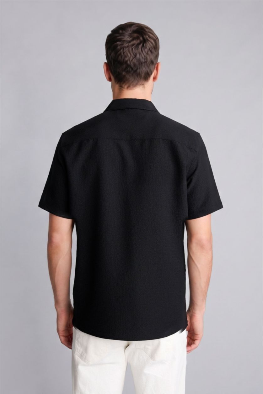 Erkek Siyah Regular Fit Kısa kollu Kırışık dokulu Gömlek