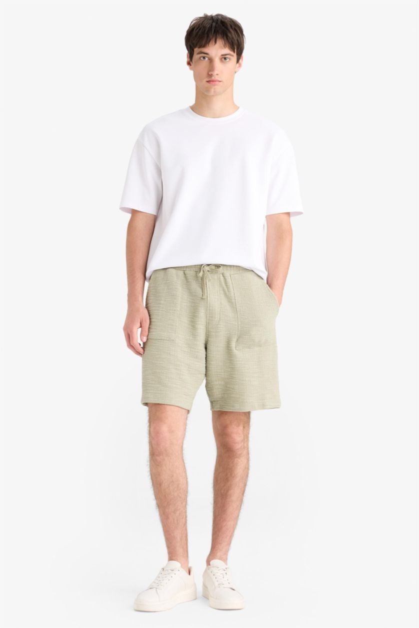 Man Light Khaki Relax Fit Tied Waist Bermuda Shorts