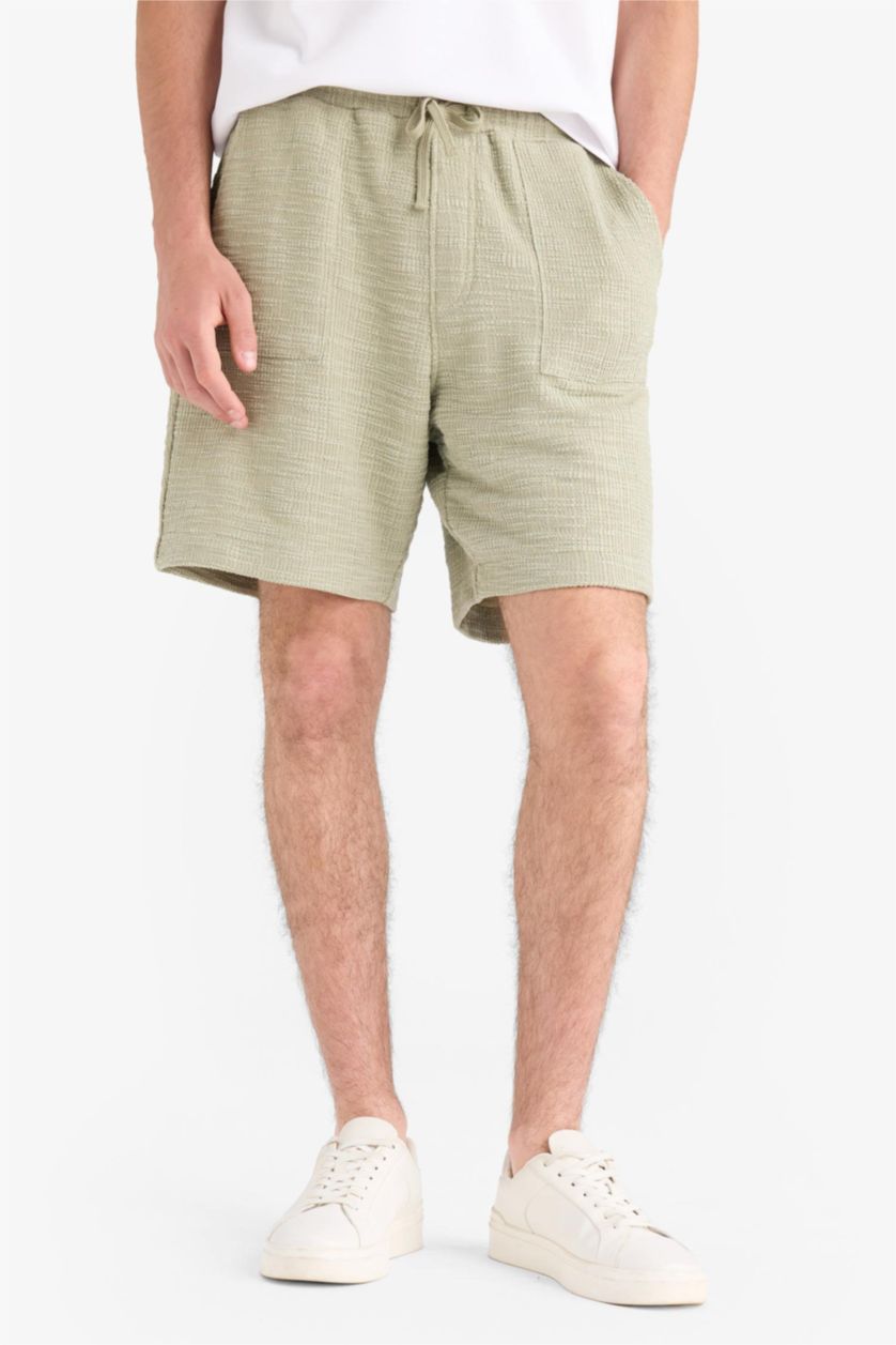 Man Light Khaki Relax Fit Tied Waist Bermuda Shorts