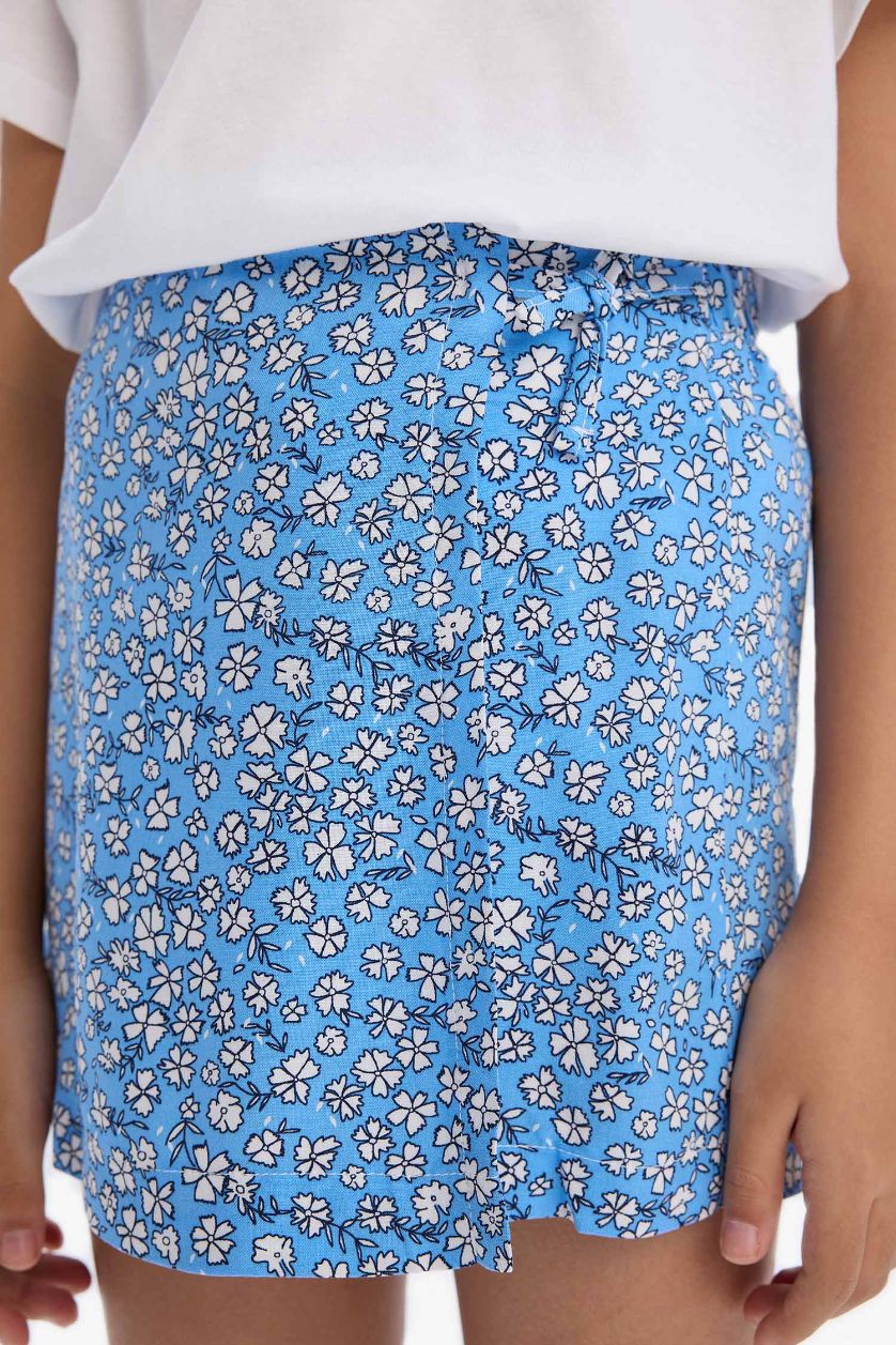 GIRLS & TEENS White Girl T-Shirt and Floral Skort 2 Piece Set