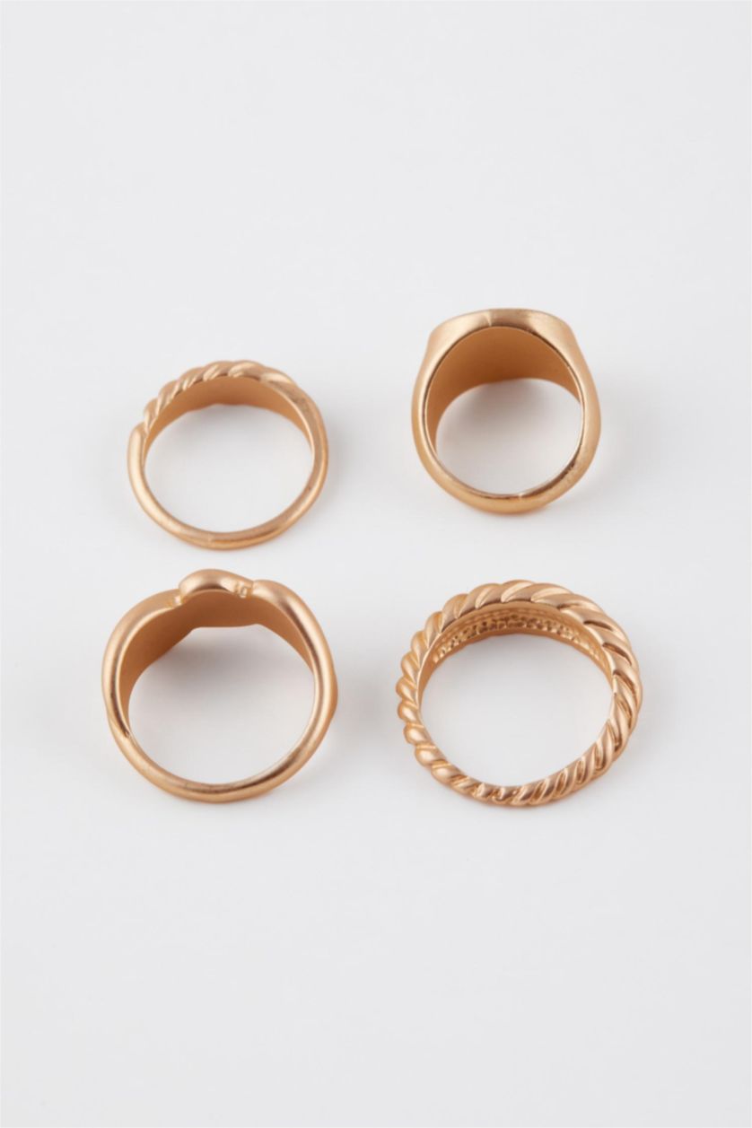 WOMAN GOLD Woman 4 Piece Matte Gold Rings