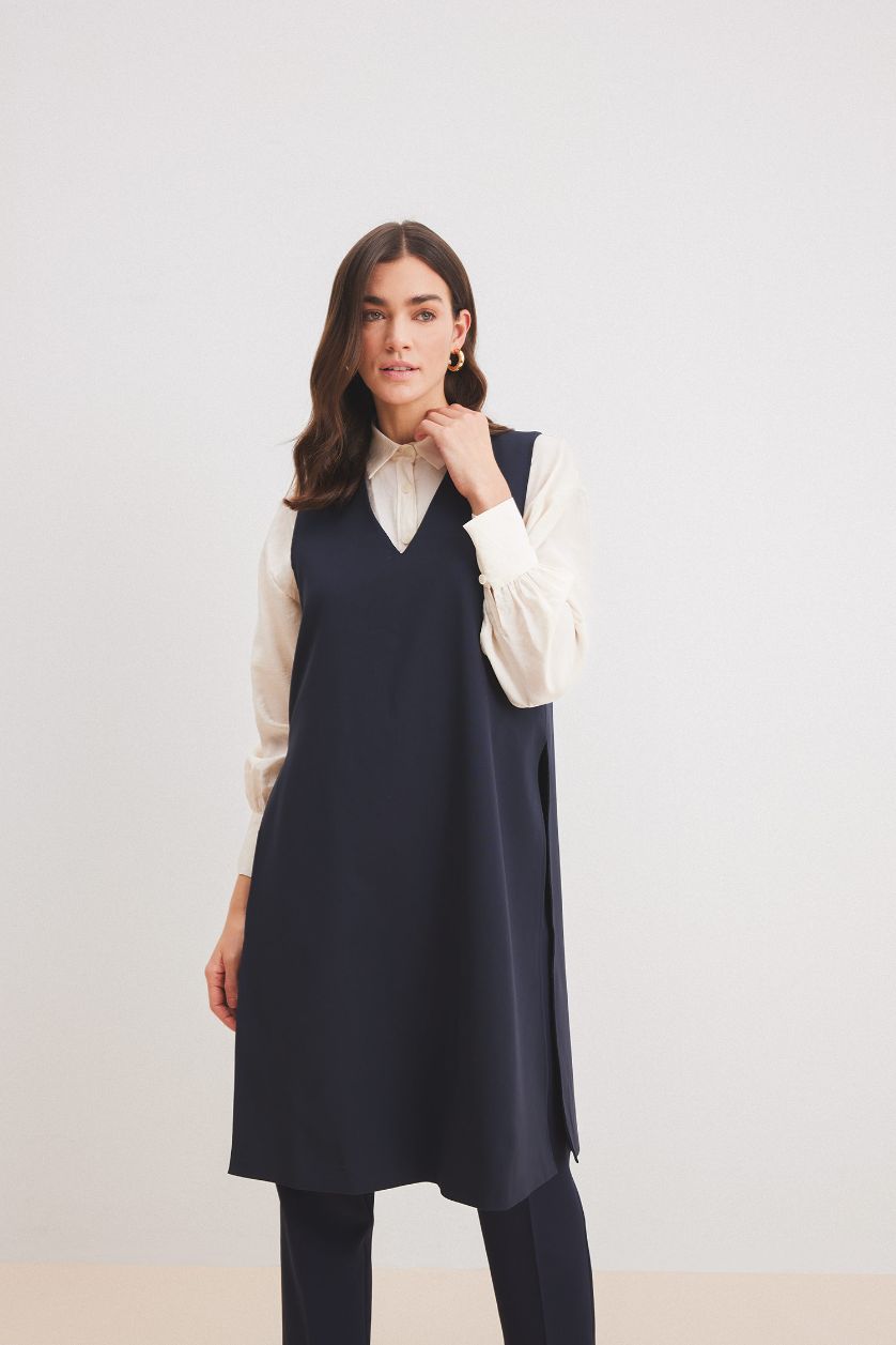 Kadın Lacivert Regular Fit V Yaka Basic Düz Uzun Cepli Süveter