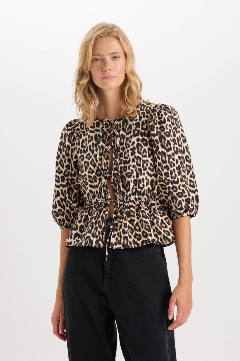 نساء بيج بلوزة كم طويل مطبوعة سليم فيت برقبة مدورة