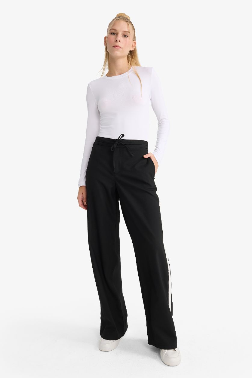 WOMAN Black Wide Leg Normal Waist Trousers