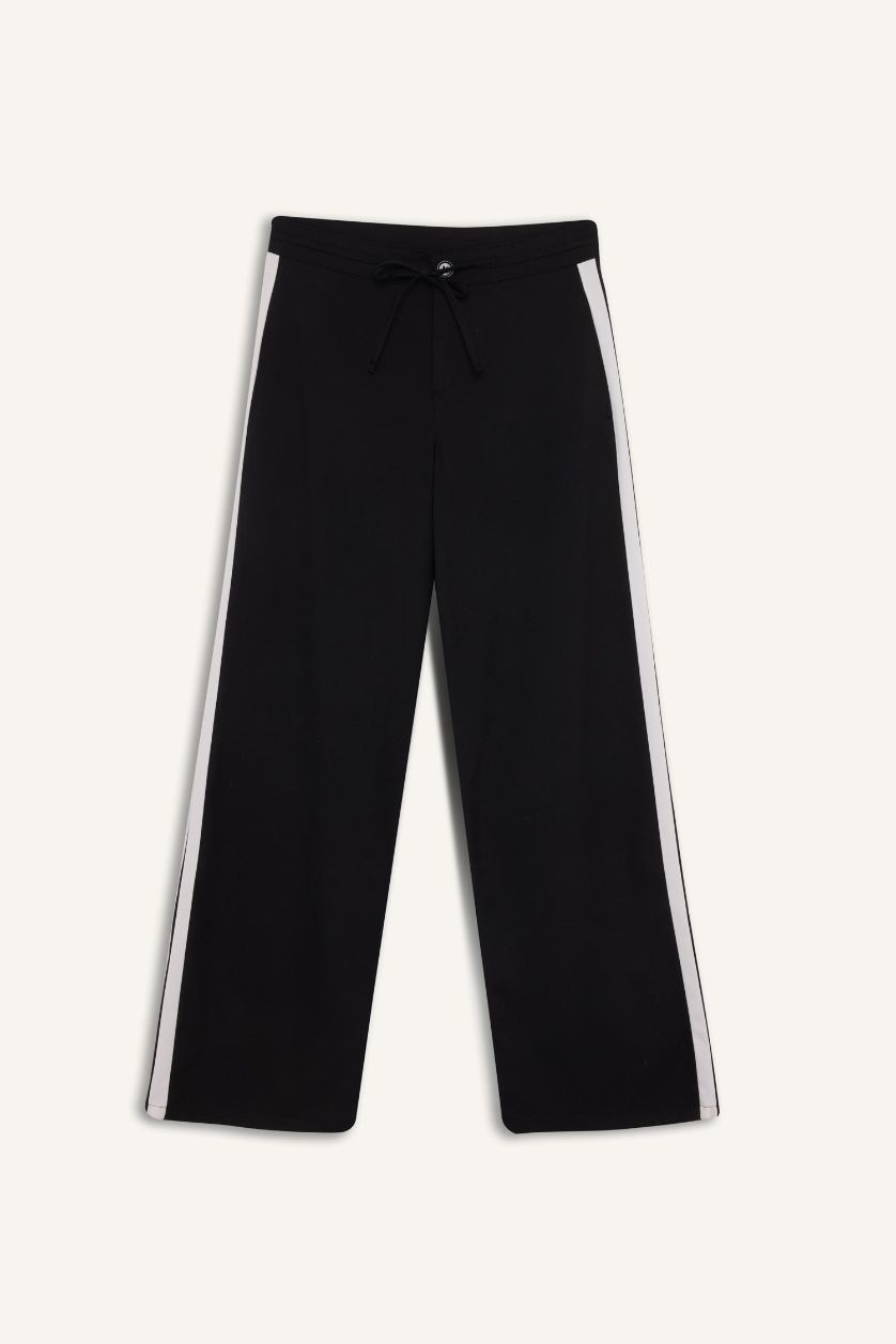 WOMAN Black Wide Leg Normal Waist Trousers