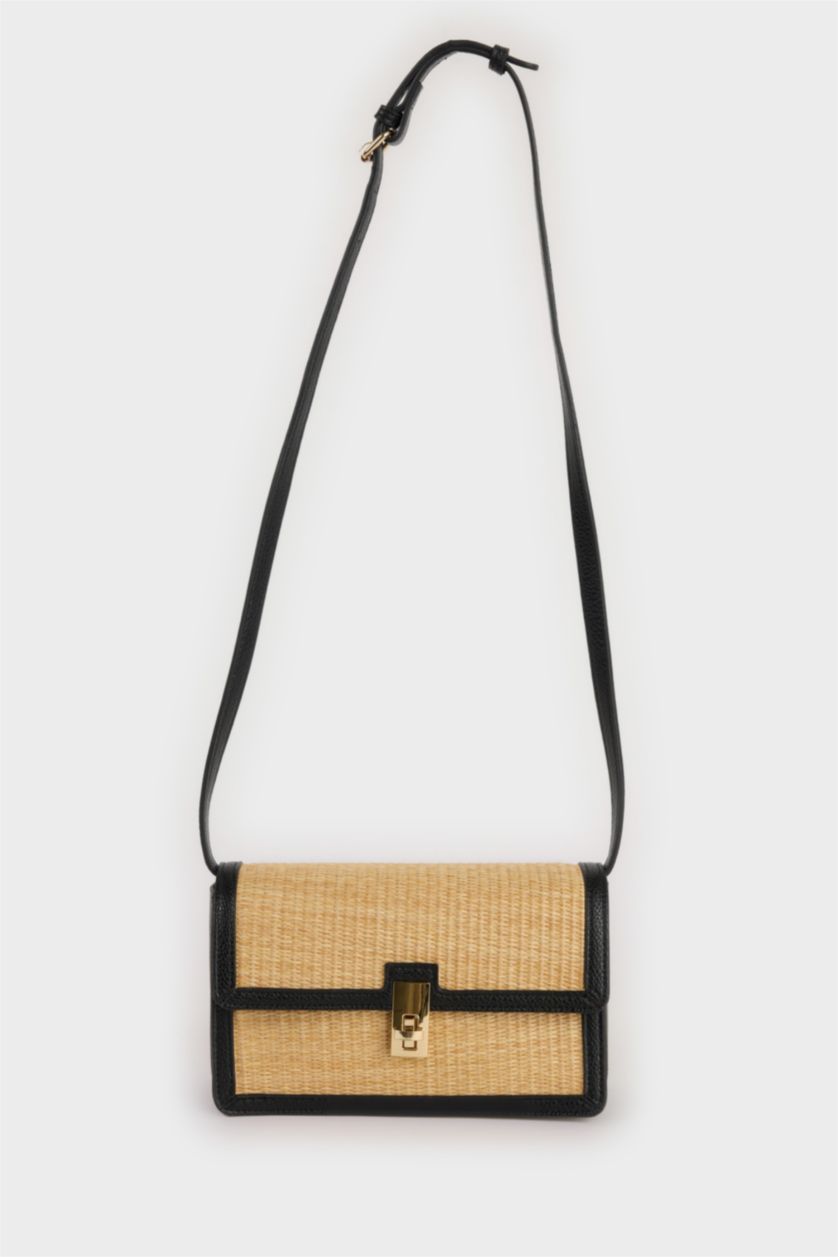 Woman Light Sand Woman Straw Shoulder Bag