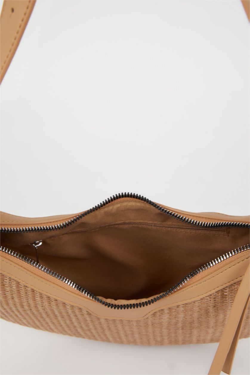 نساء رملي غامق شنطة كتف قش