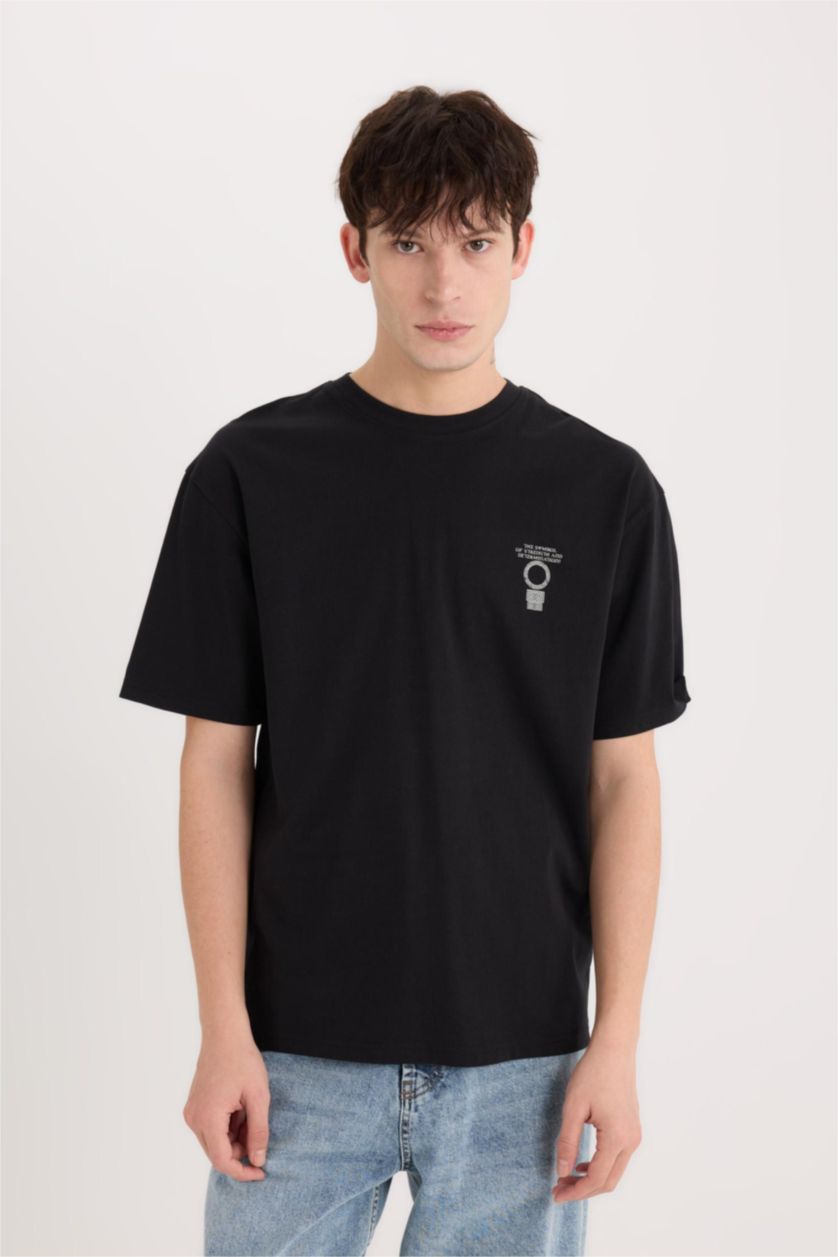 MAN Black Boxy Fit Crew Neck Printed Short Sleeve T-Shirt