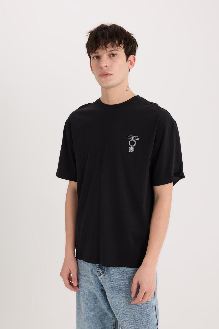 MAN Black Boxy Fit Crew Neck Printed Short Sleeve T-Shirt