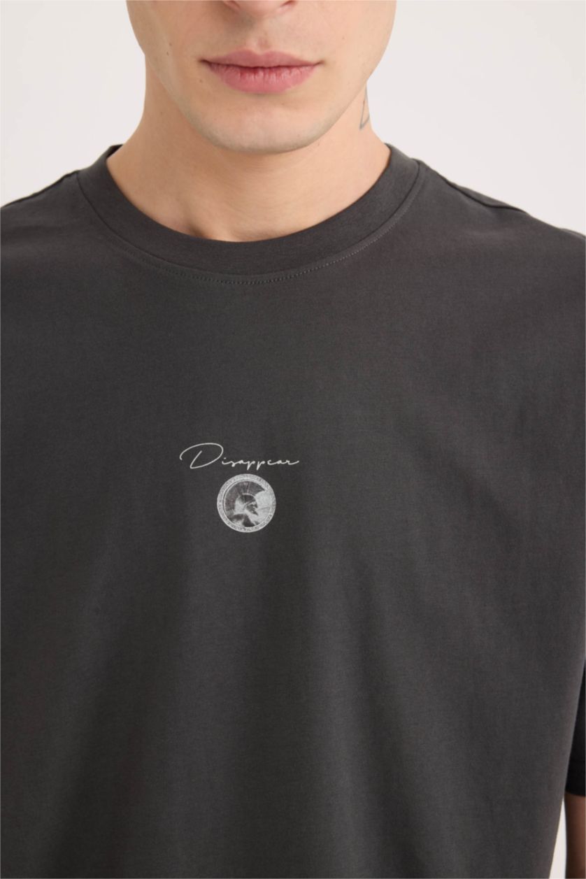 Erkek Antrasit %100 Pamuk Boxy Fit Bisiklet Yaka Sırt Baskılı Kısa Kollu Tişört