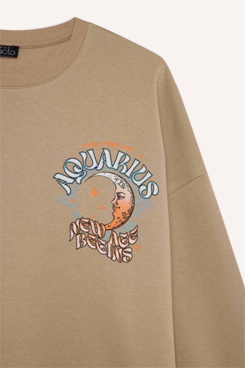 نساء بيج فاتح سويت شيرت ثقيل قصة فضفاضة بياخة مستديرة