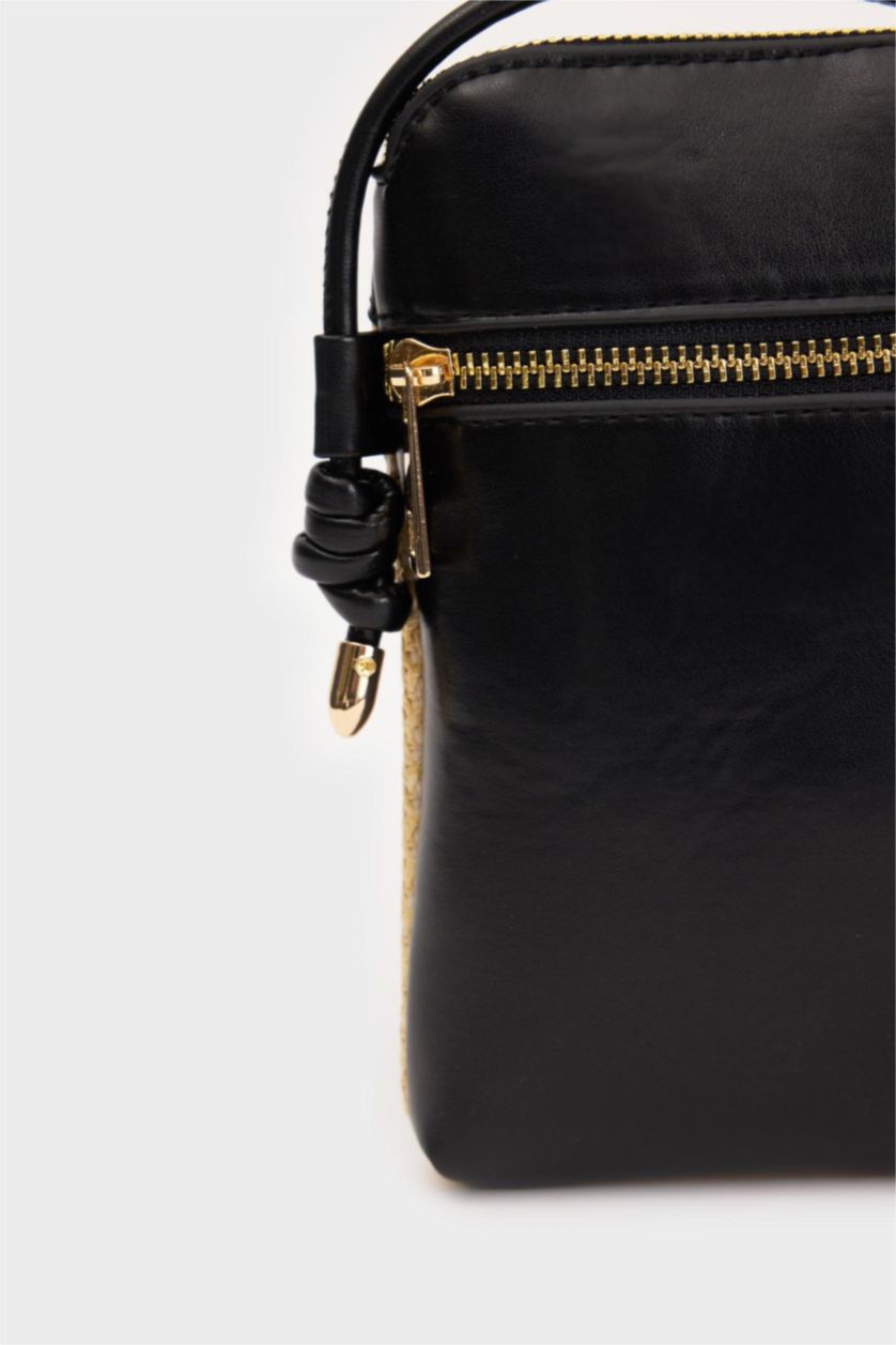 Women Light Sand Wicker Shoulder bag