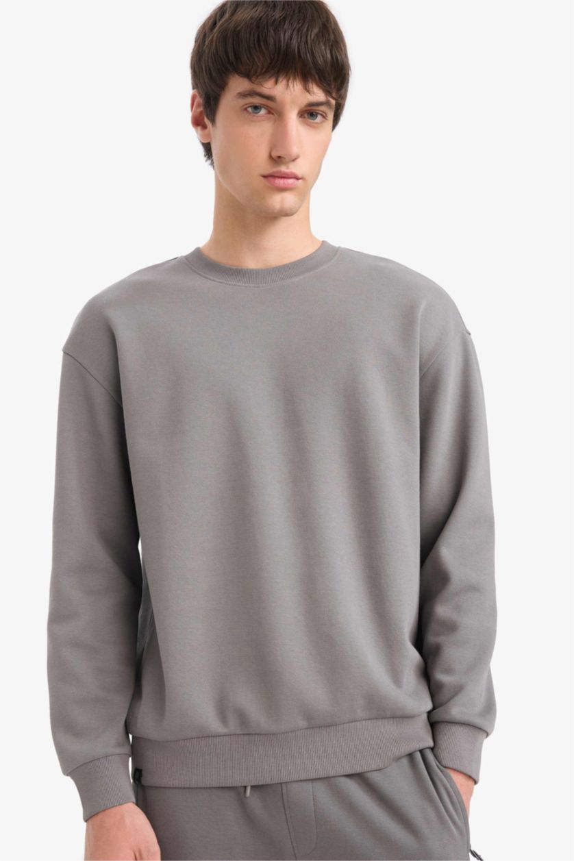 رجال رمادي Boxy Fit Crew Neck Basic Sweatshirt