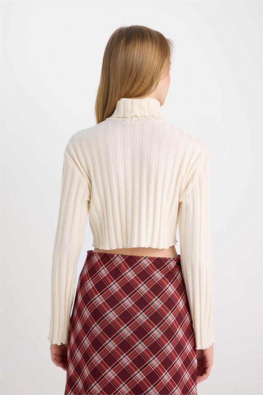 Kadın Ekru Balıkçı Yaka Crop Basic Düz Fitilli Kaşkorse Uzun Kollu Tişört