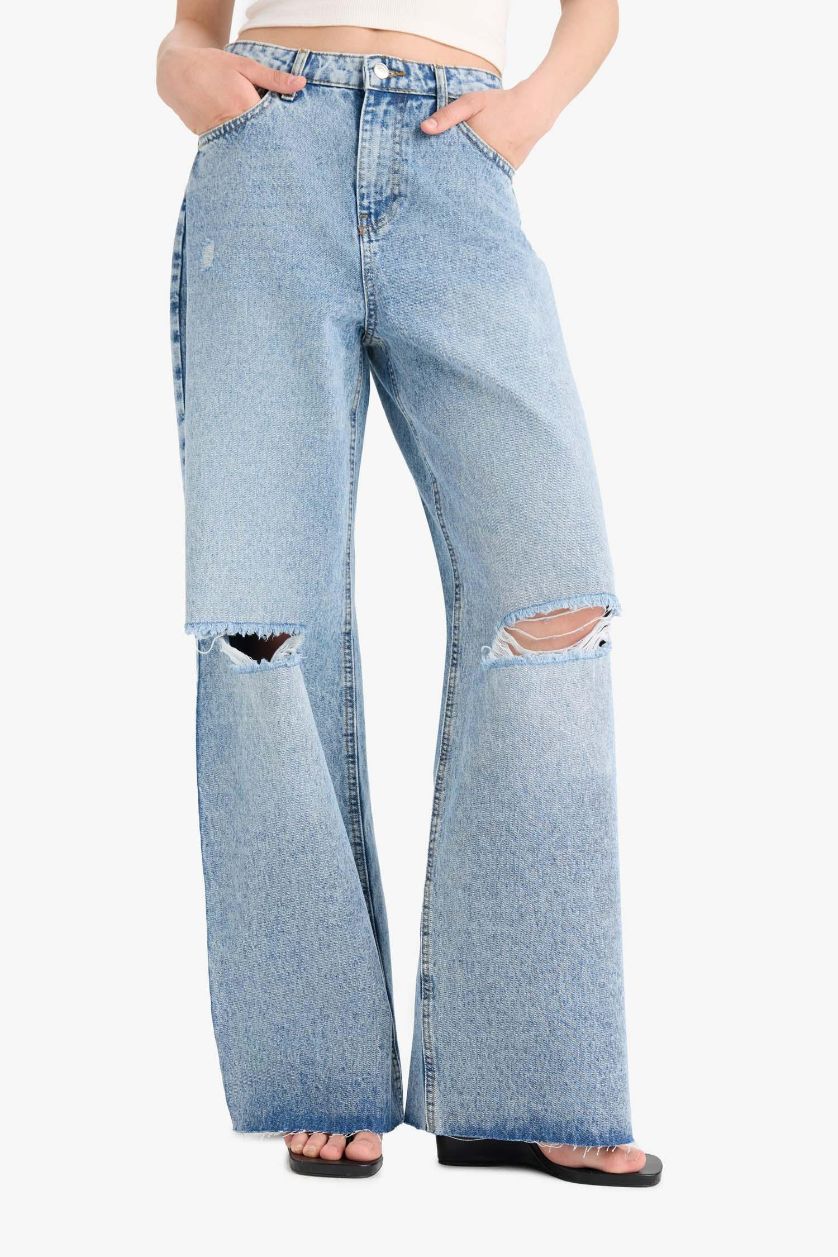 Woman Blue Ripped Detailed High Waist Wide Leg Jeans