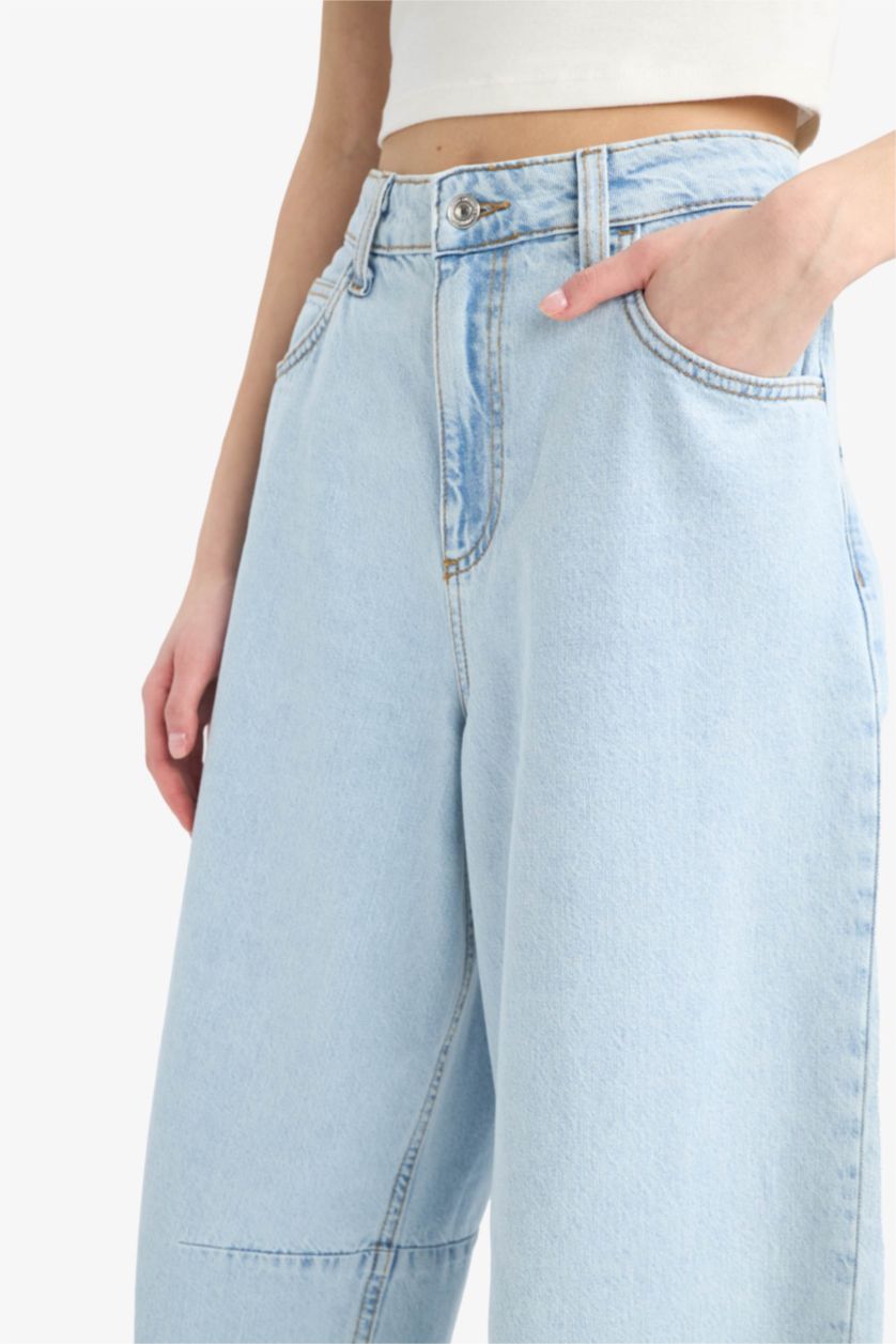 Woman Light Blue Baggy Fit High Waist Straight Leg Jeans