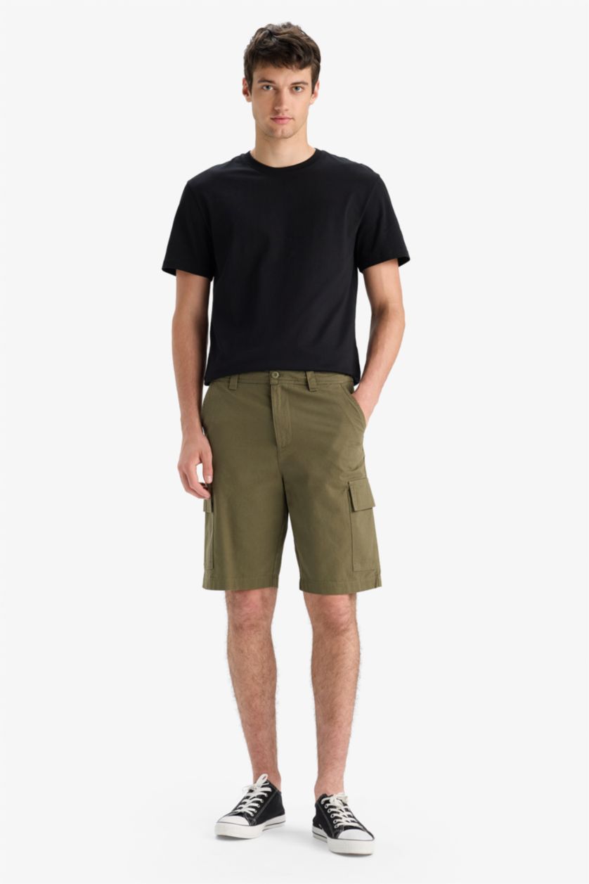 Man Khaki Cotton Regular Cargo Bermuda Shorts