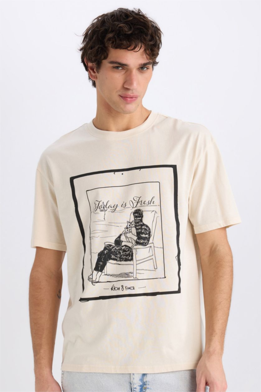 Man Stone Boxy Fit Crew Neck Short Sleeve T-Shirt