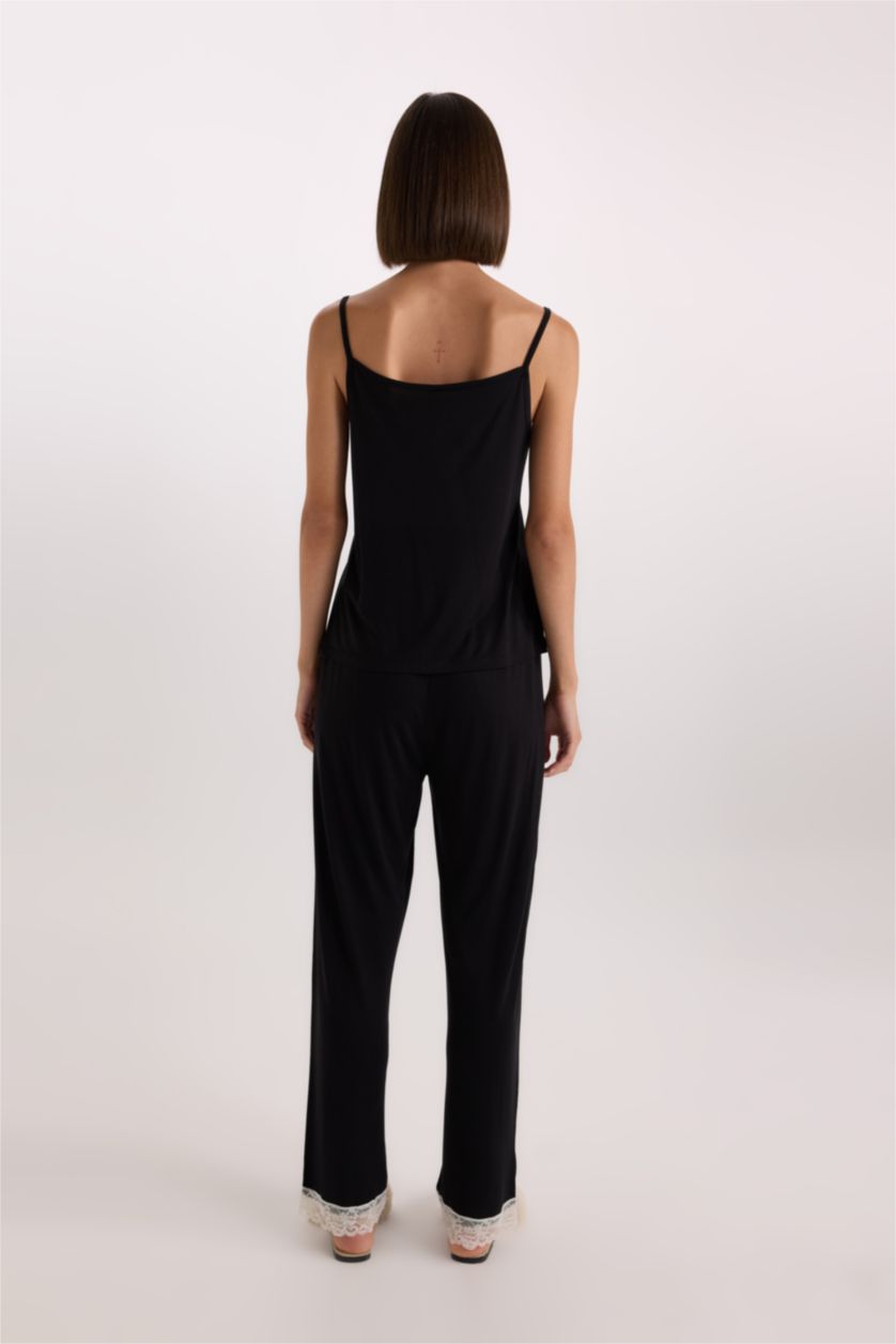 Kadın Siyah Pijama Takım Viskon Askılı Üst Beli Lastikli Uzun Alt-Fall in Love 