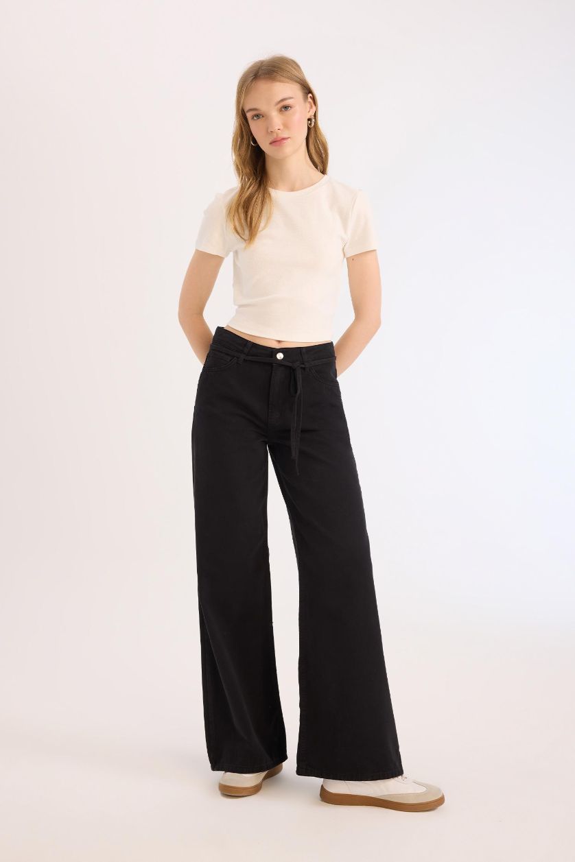 Woman Black Wide Leg High Waist Gabardine Trousers