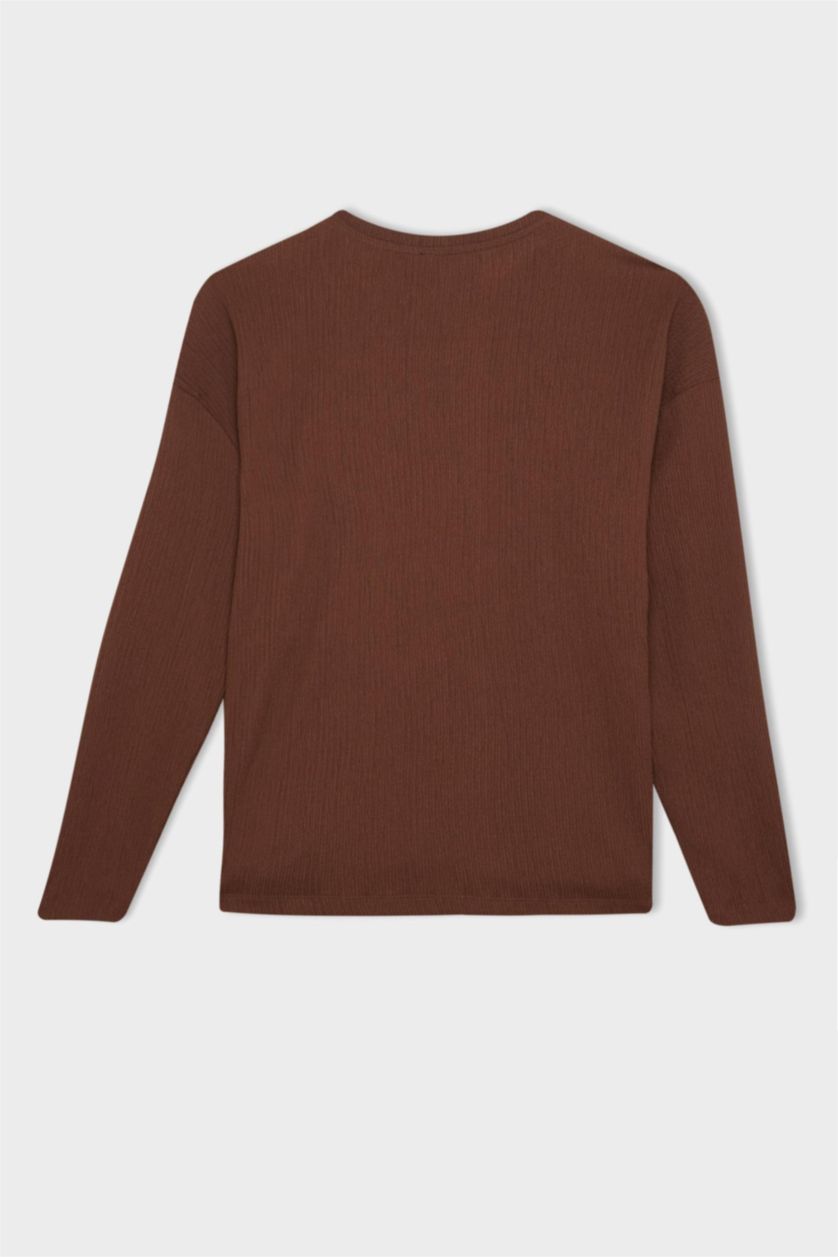 نساء بني تيشيرت كم طويل القماش المنسوج قصة عادية برقبة مستديرة