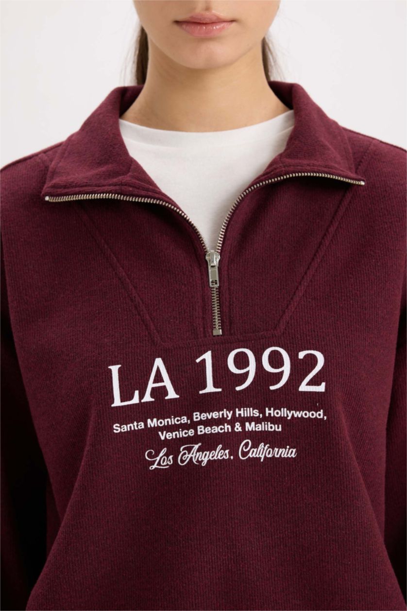Kadın Bordo Regular Fit Yarım Fermuarlı Baskılı Sweatshirt