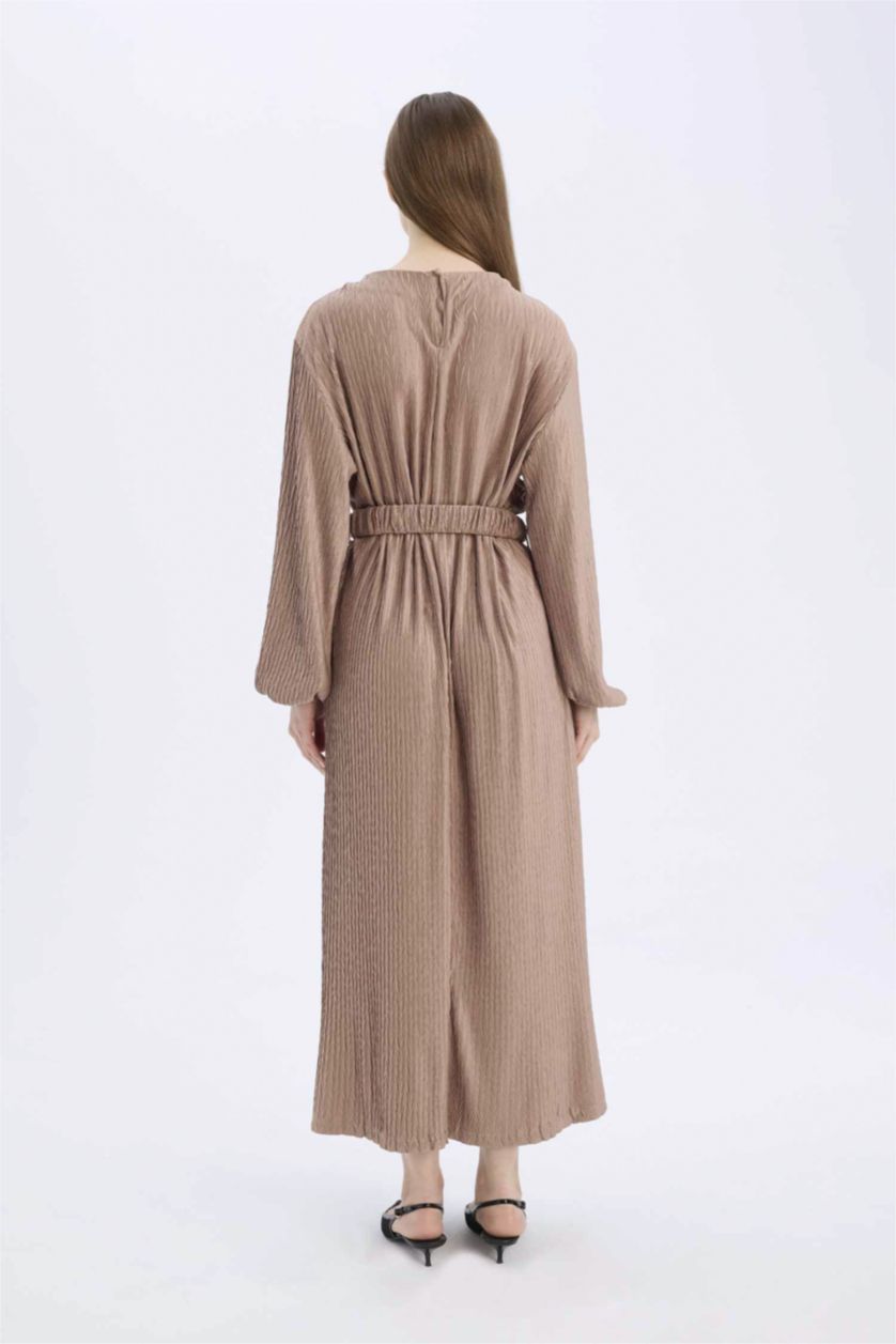 Woman Vison Regular Fit Crew Neck Pleat Dress