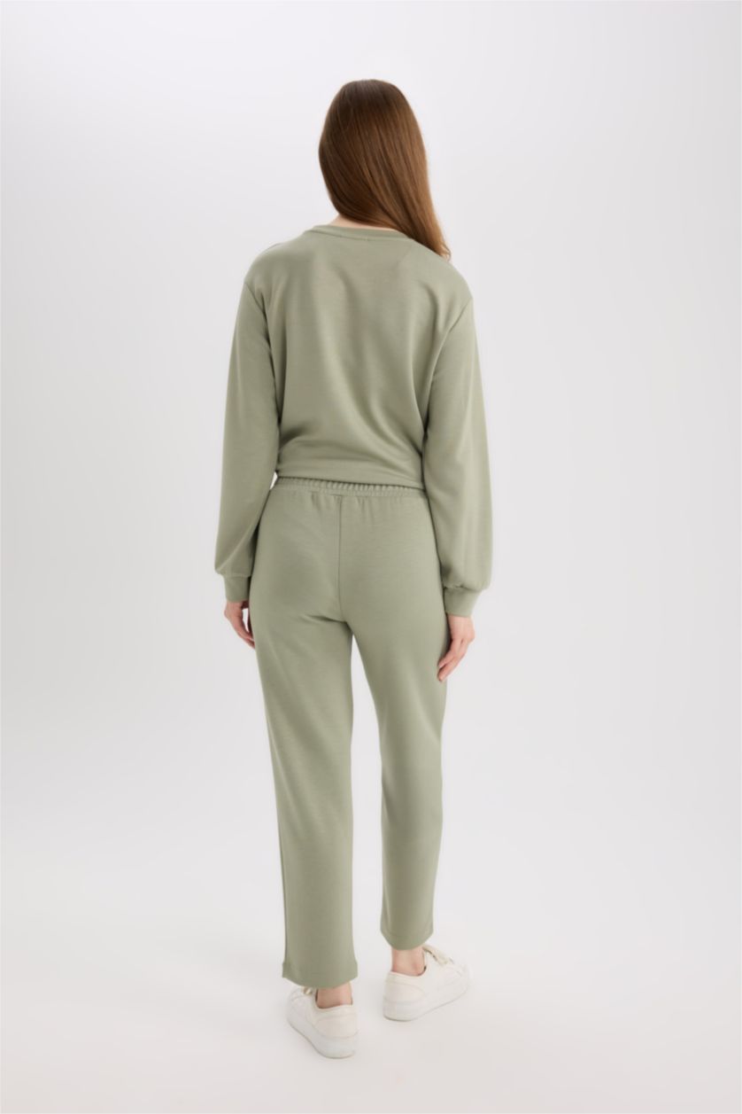 Kadın Açık Haki Regular Fit Beli Lastikli Cepli Basic Düz Pantolon