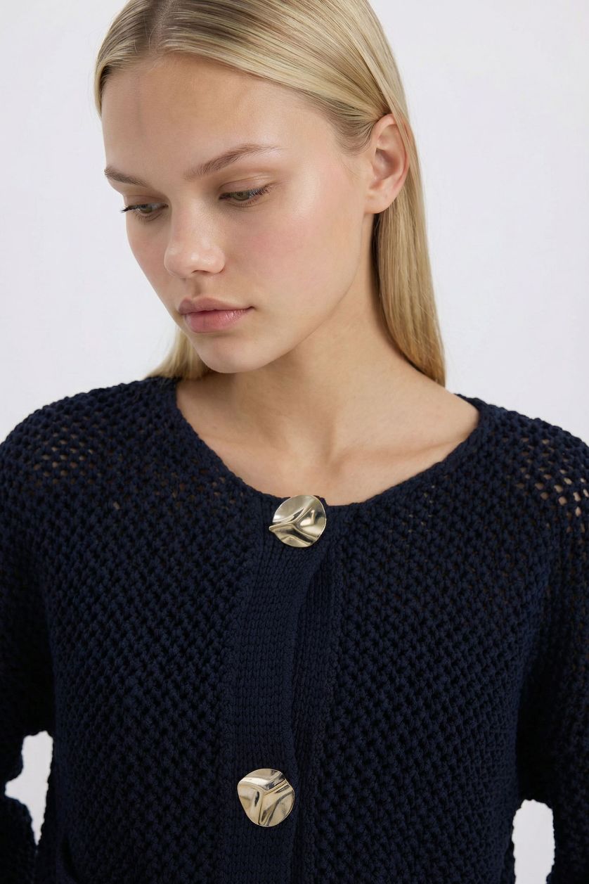 WOMAN NAVY Relax Fit Crew Neck Buttoned Knitted Patterned Knit Cardigan