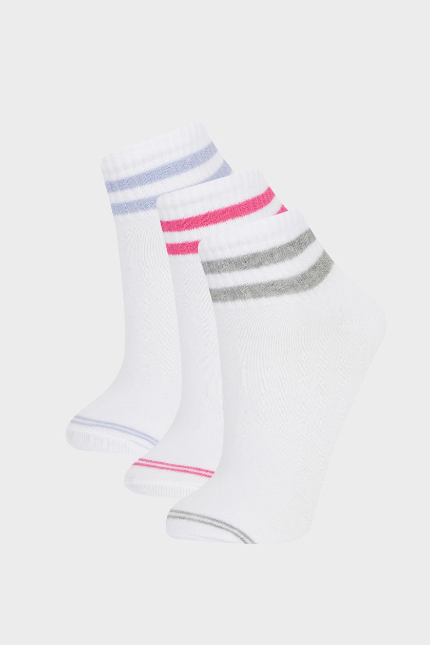 Woman White Woman 3 piece Short Socks