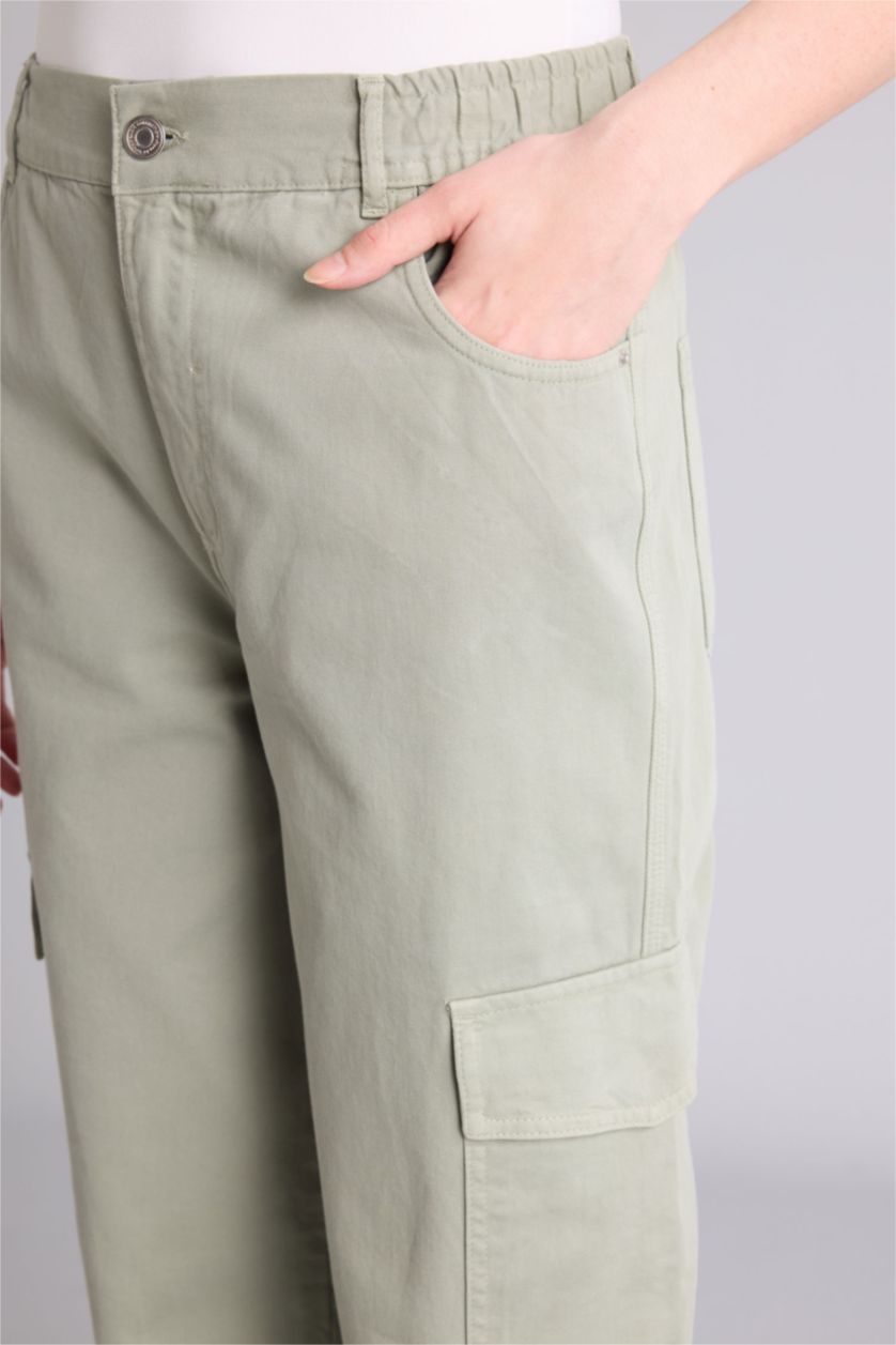 WOMAN Green High Waist Standard Length Gabardine Cargo Pants